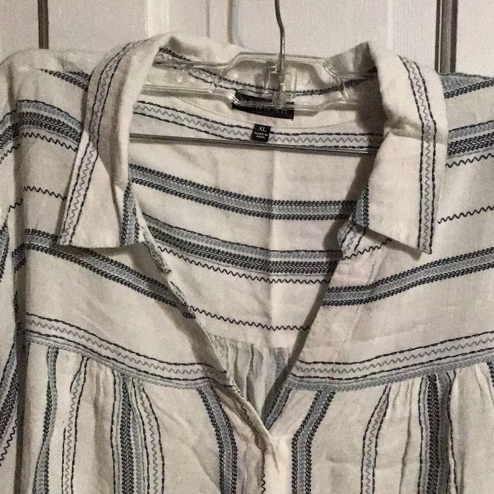 Blouse - Picture 5 of 9